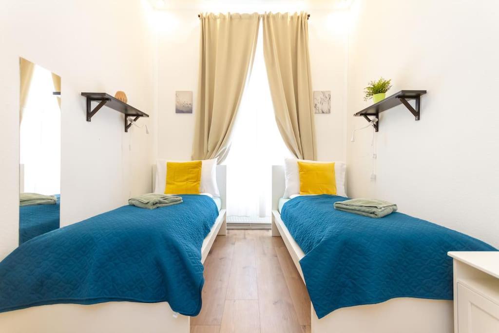 Opera Central Suite 3Br W Sauna By Newave Apartments บูดาเปสต์ ภายนอก รูปภาพ
