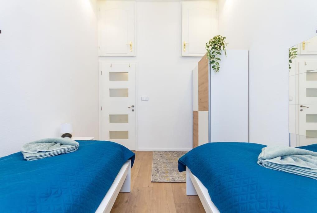 Opera Central Suite 3Br W Sauna By Newave Apartments บูดาเปสต์ ภายนอก รูปภาพ