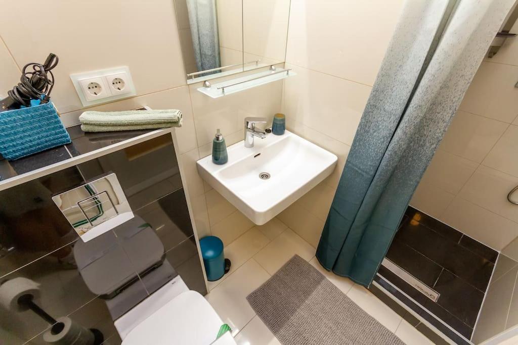 Opera Central Suite 3Br W Sauna By Newave Apartments บูดาเปสต์ ภายนอก รูปภาพ